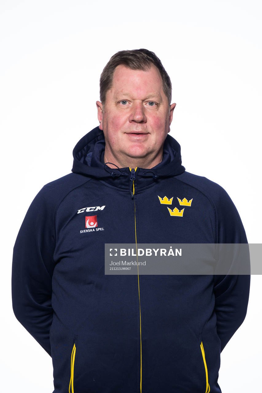 Goaltender coach Peter Andersson of the Swedish under-20