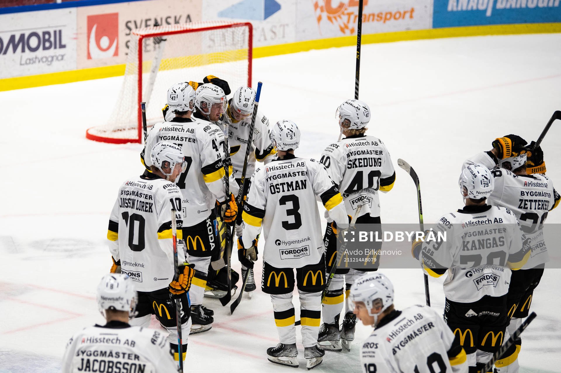 Västerås spelare jublar