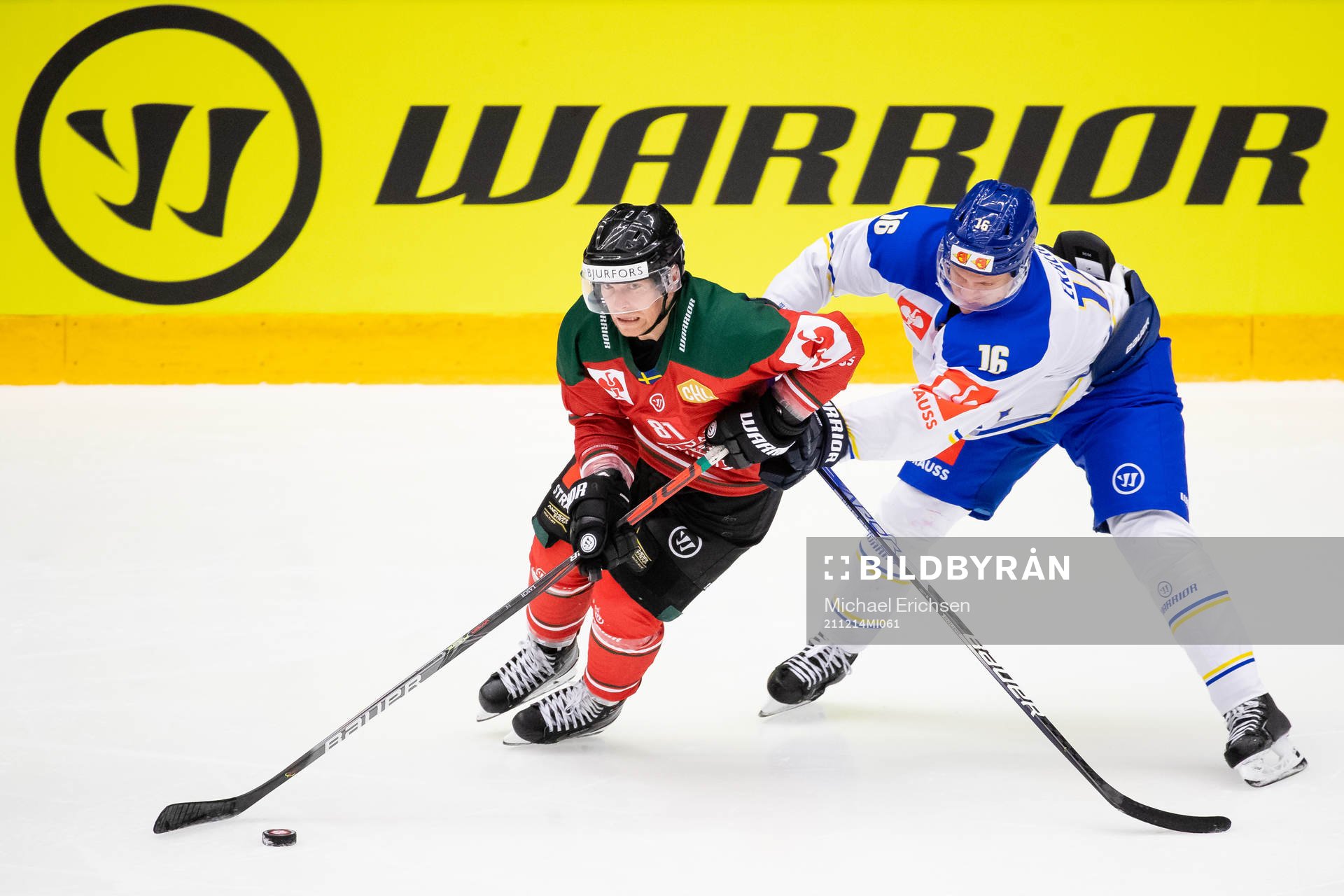 Ryan Lasch of Frölunda and Daniel Gunnarsson of Leksand