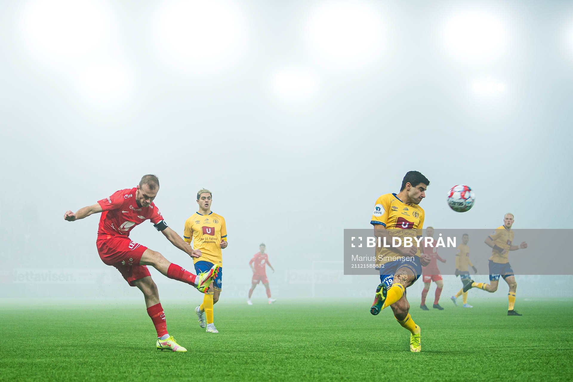 Petter Dahle Strand of Brann and Iman Mafi of Jerv