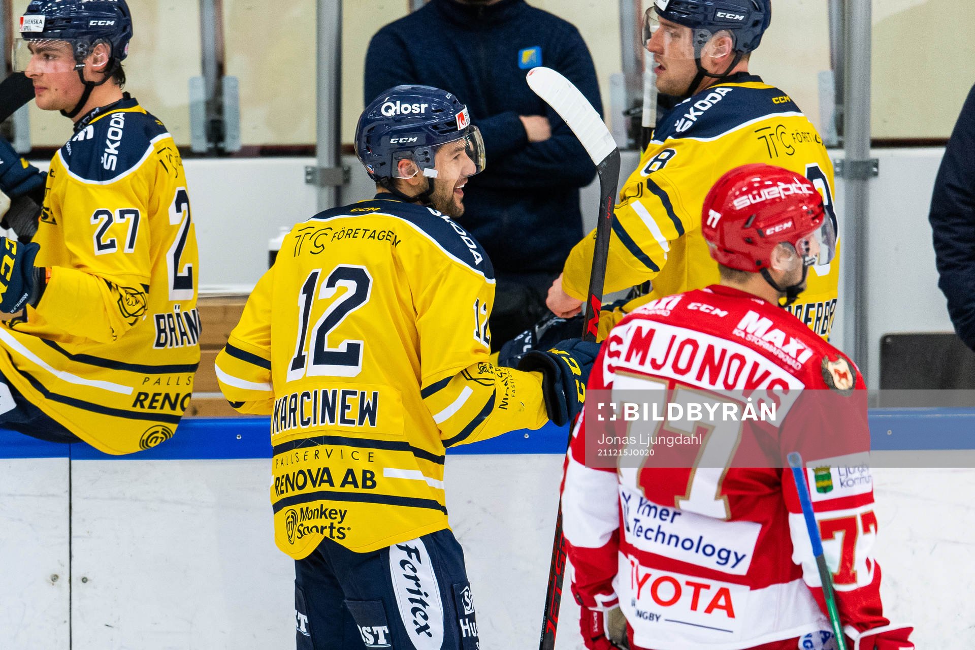 Södertäljes Matt Marcinew jublar