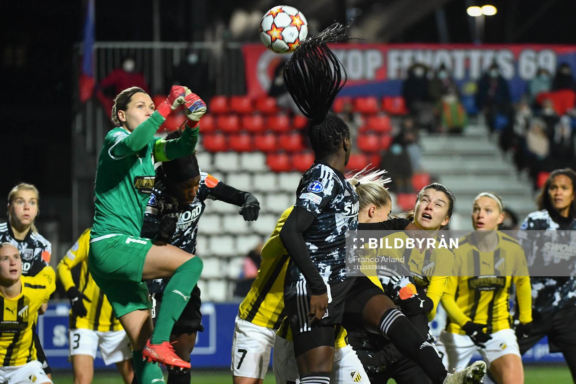 goalkeeper Jennifer Falk of Häcken