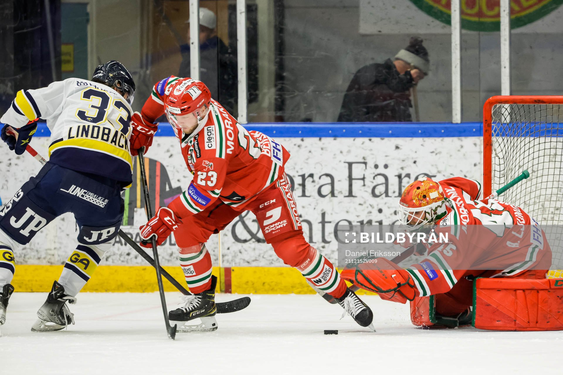 s Måns Lindbäck