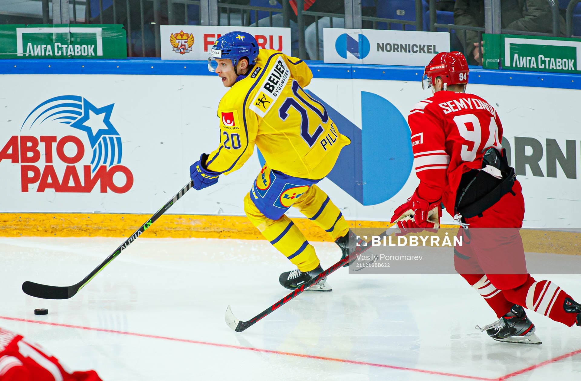 Lawrence Pilut of Sweden