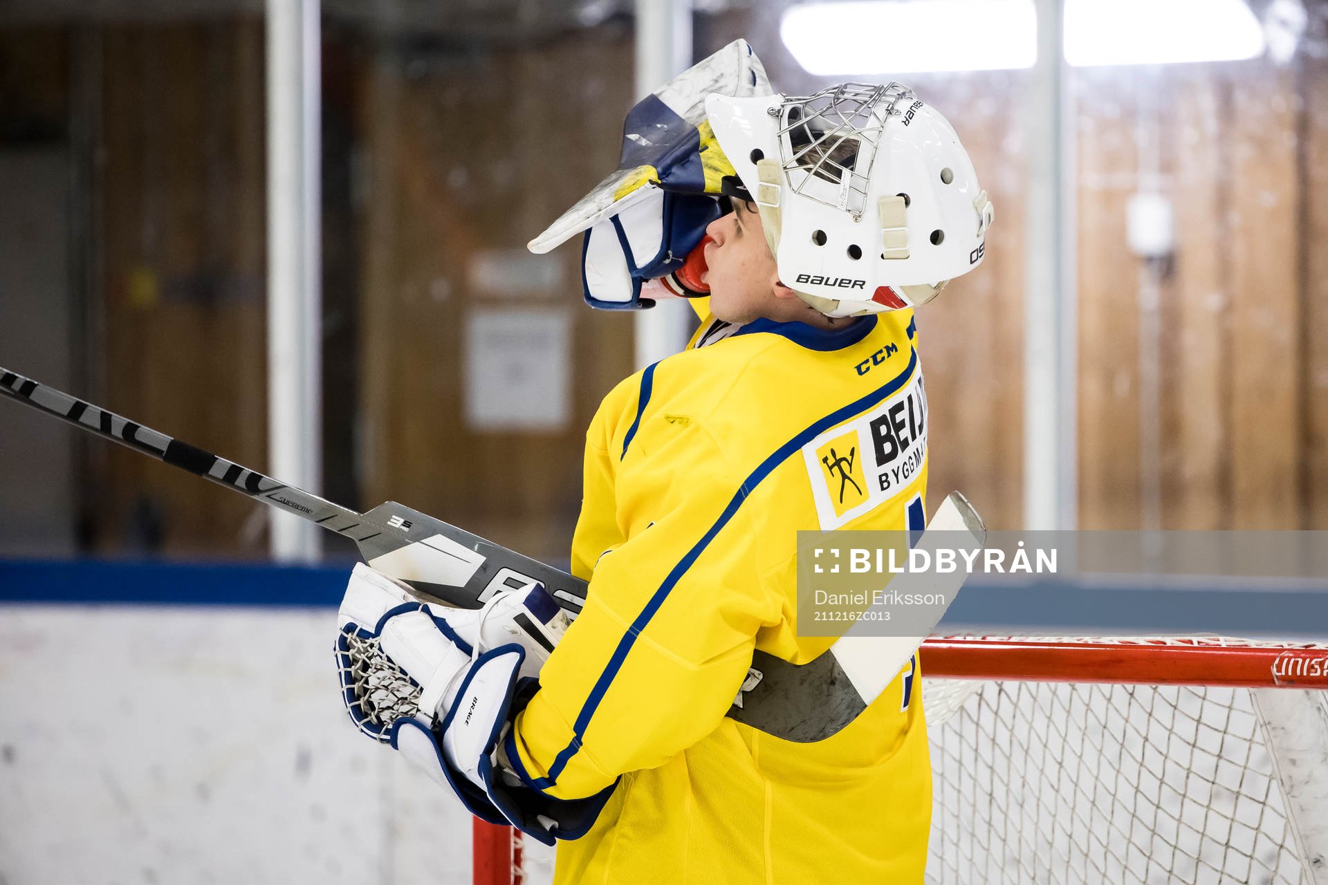 uSverige U18 målvakt Gustav Albihn nder internmatchen i