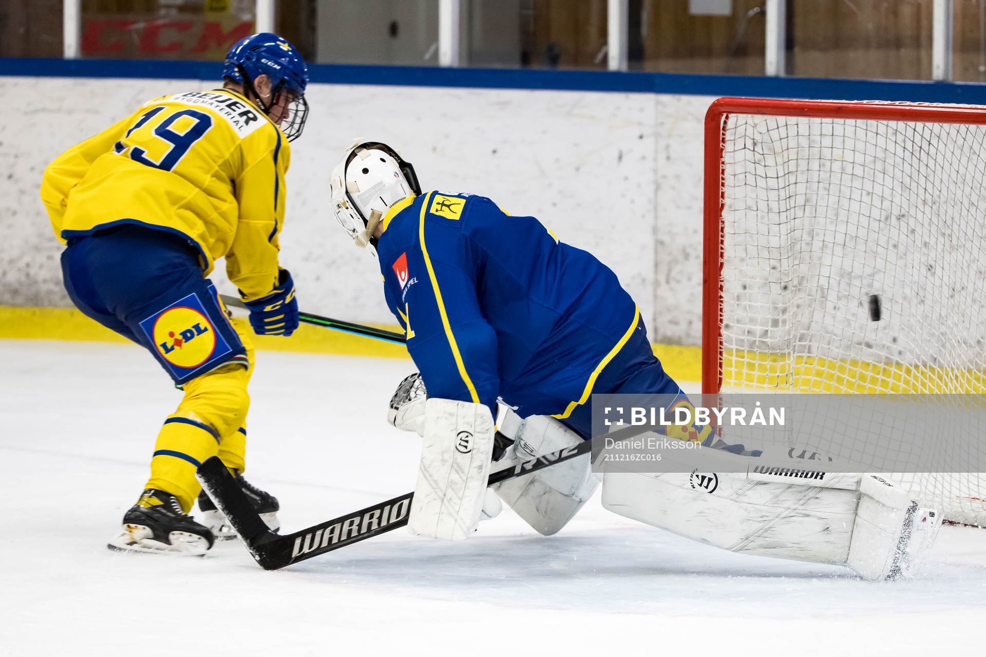 Sverige U18 Oskar Pettersson och Sverige U19 målvakt Ian
