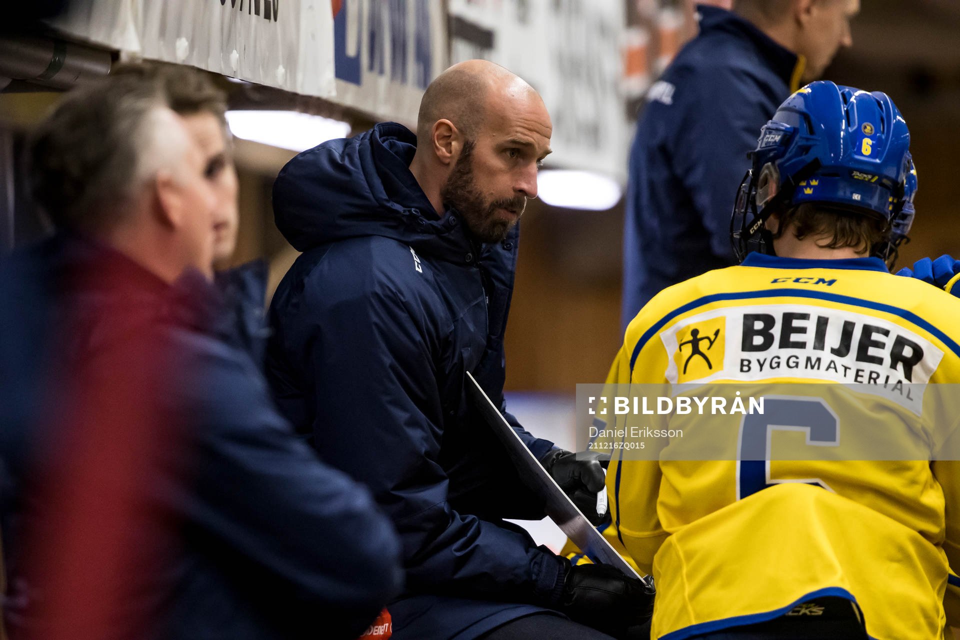 Assisterande coach Robin Jonsson Sverige U18