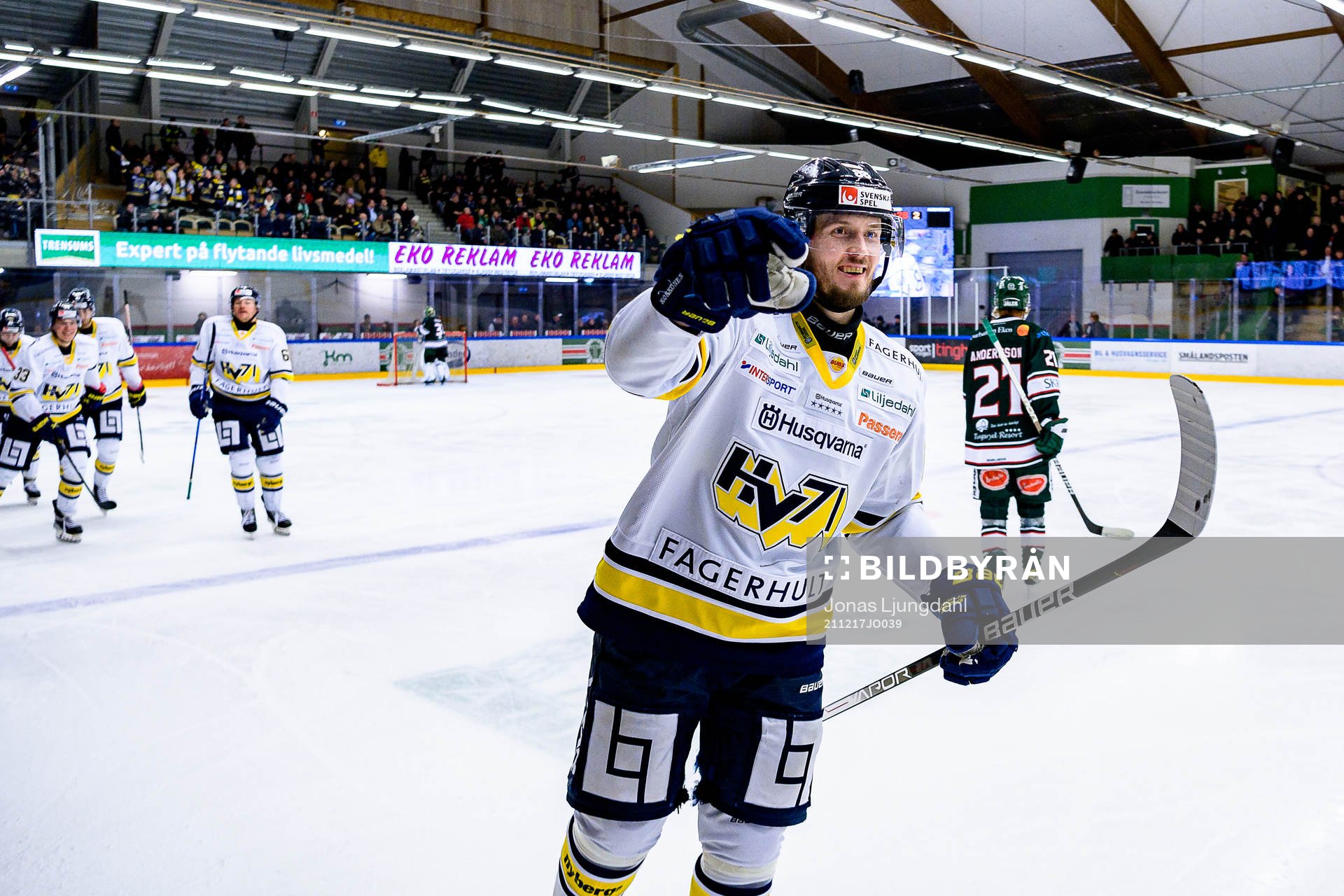 s Jesper Kokkonen jublar