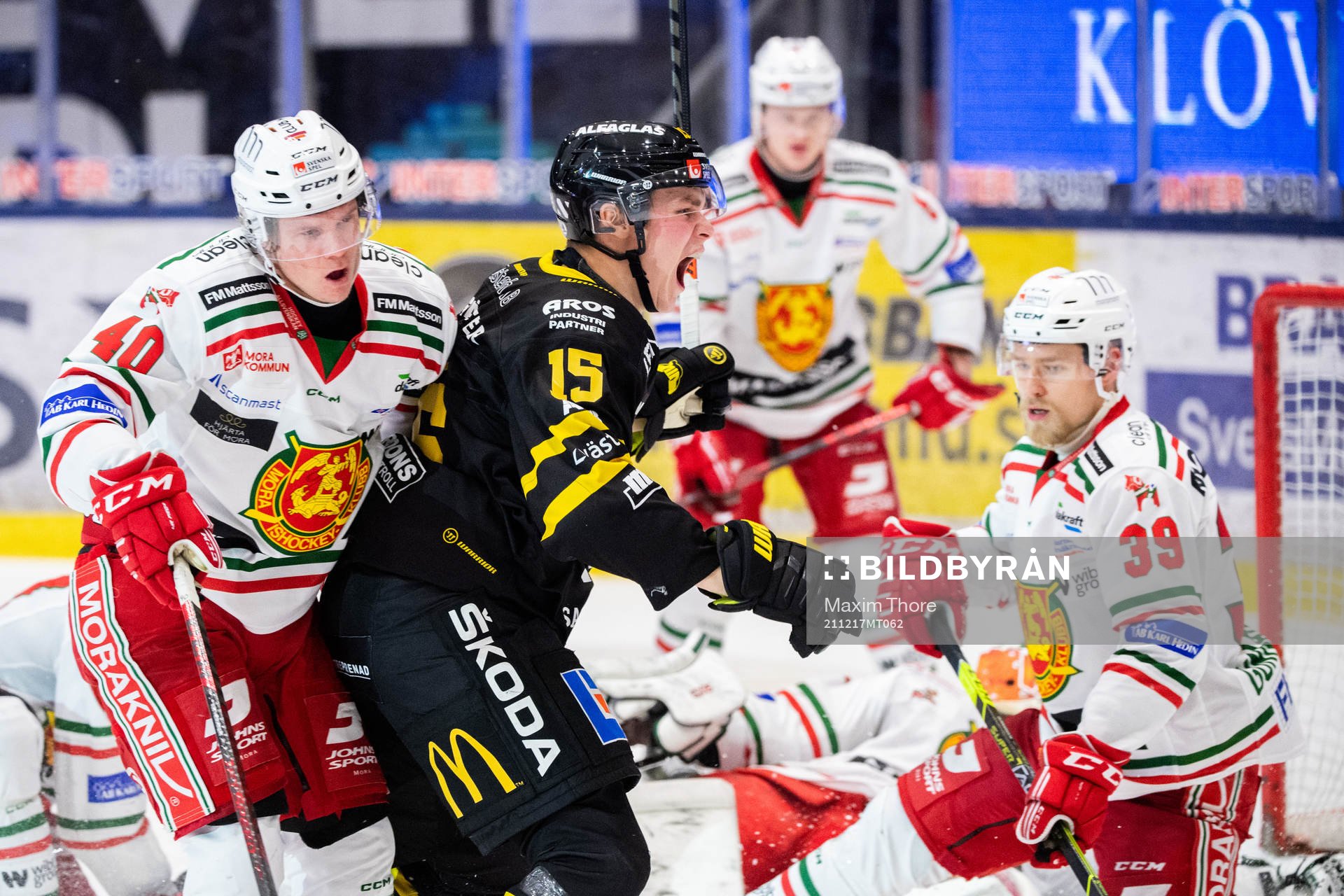 Västerås Filip Wiberg jublar