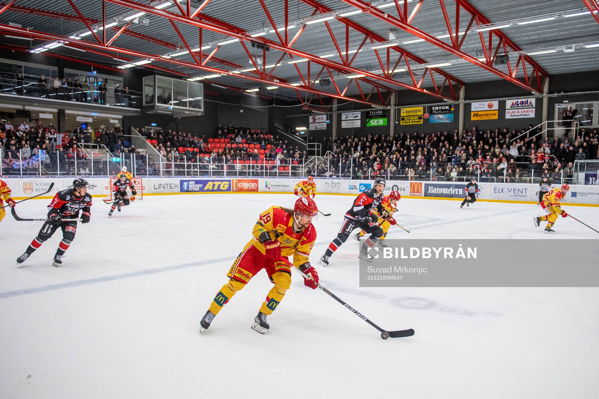 Kalmars Niko Ahoniemi och Nybros Adam Persson