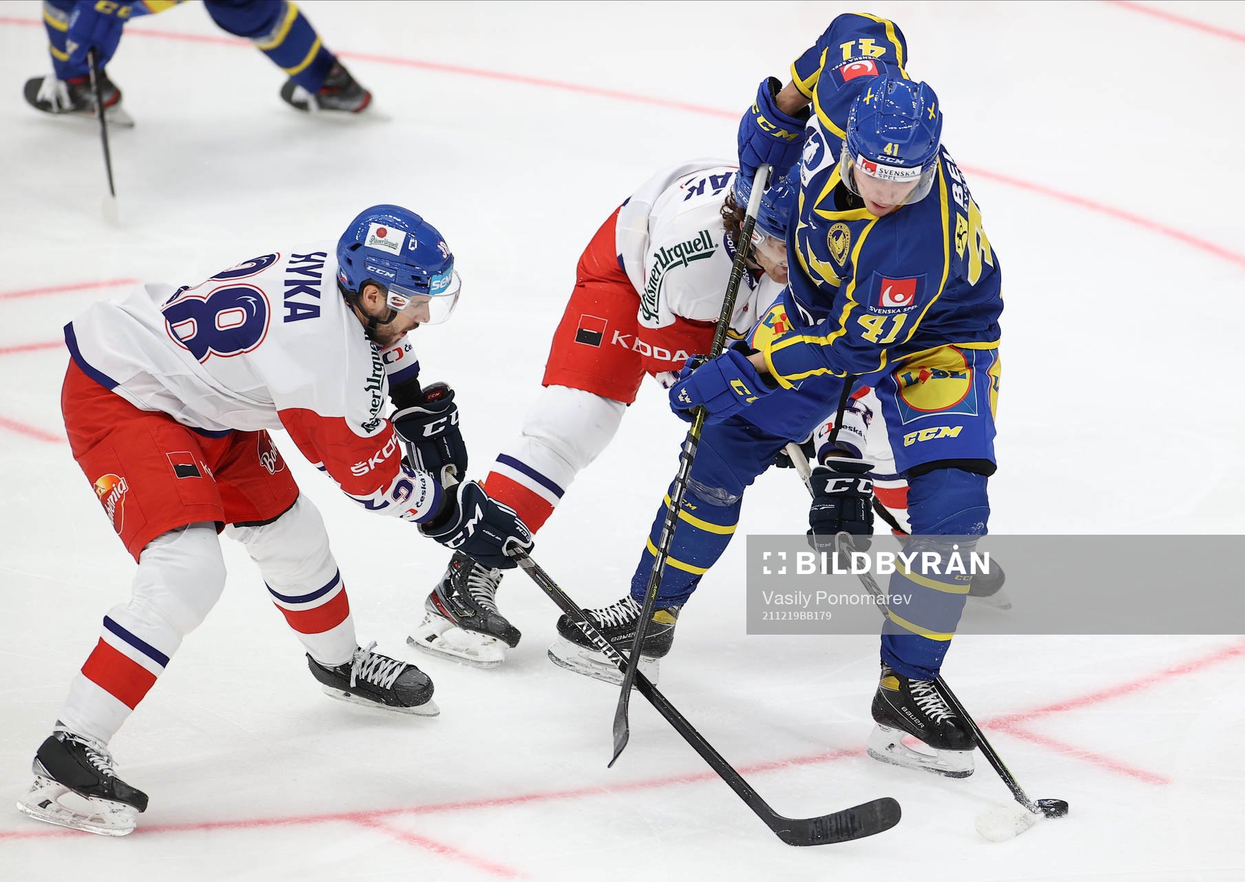 Adam Almquist of Sweden and Andrey Nestrashil  of Czech