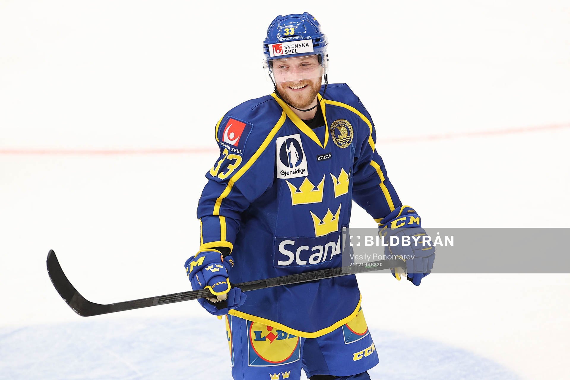 Linus Hultström of Sweden