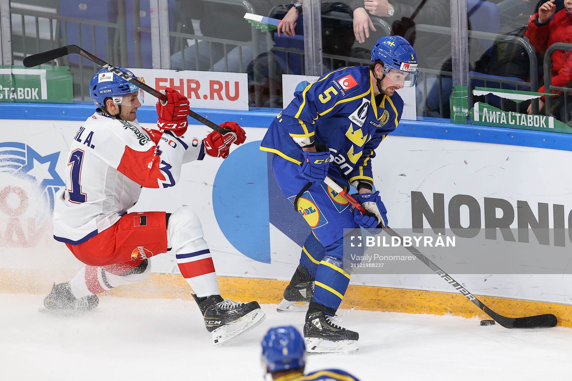 Christian Juus of Sweden and Adam Musil of Czech Republic