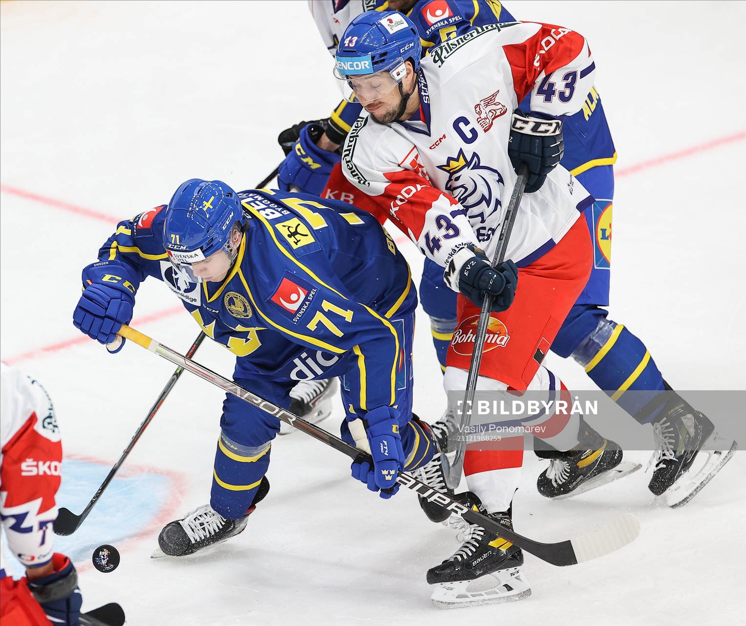 Isak Brennström of Sweden and Jan Kovarz of Czech Republic