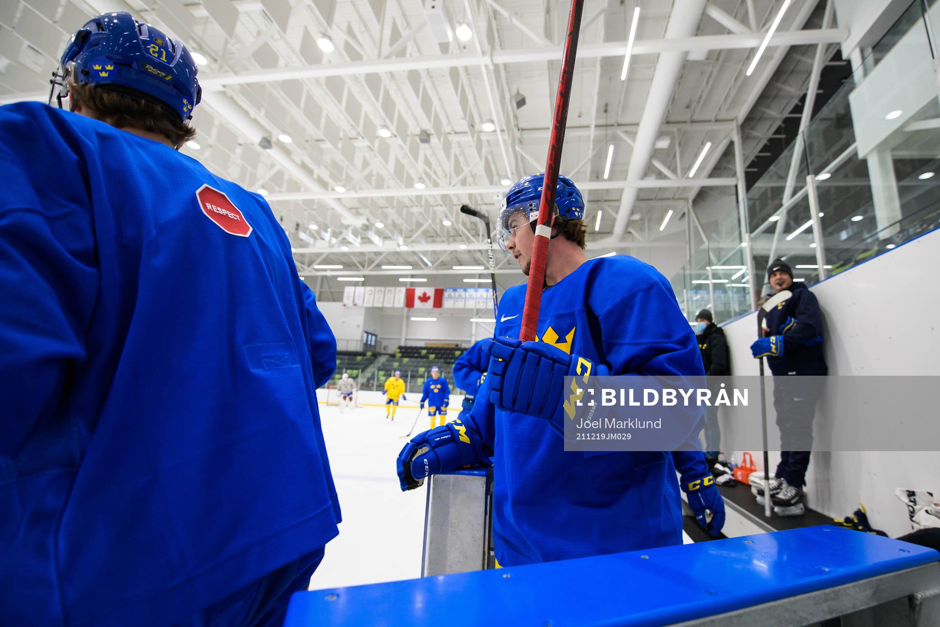 Alexander Holtz of the Swedish under-20 national ice hockey