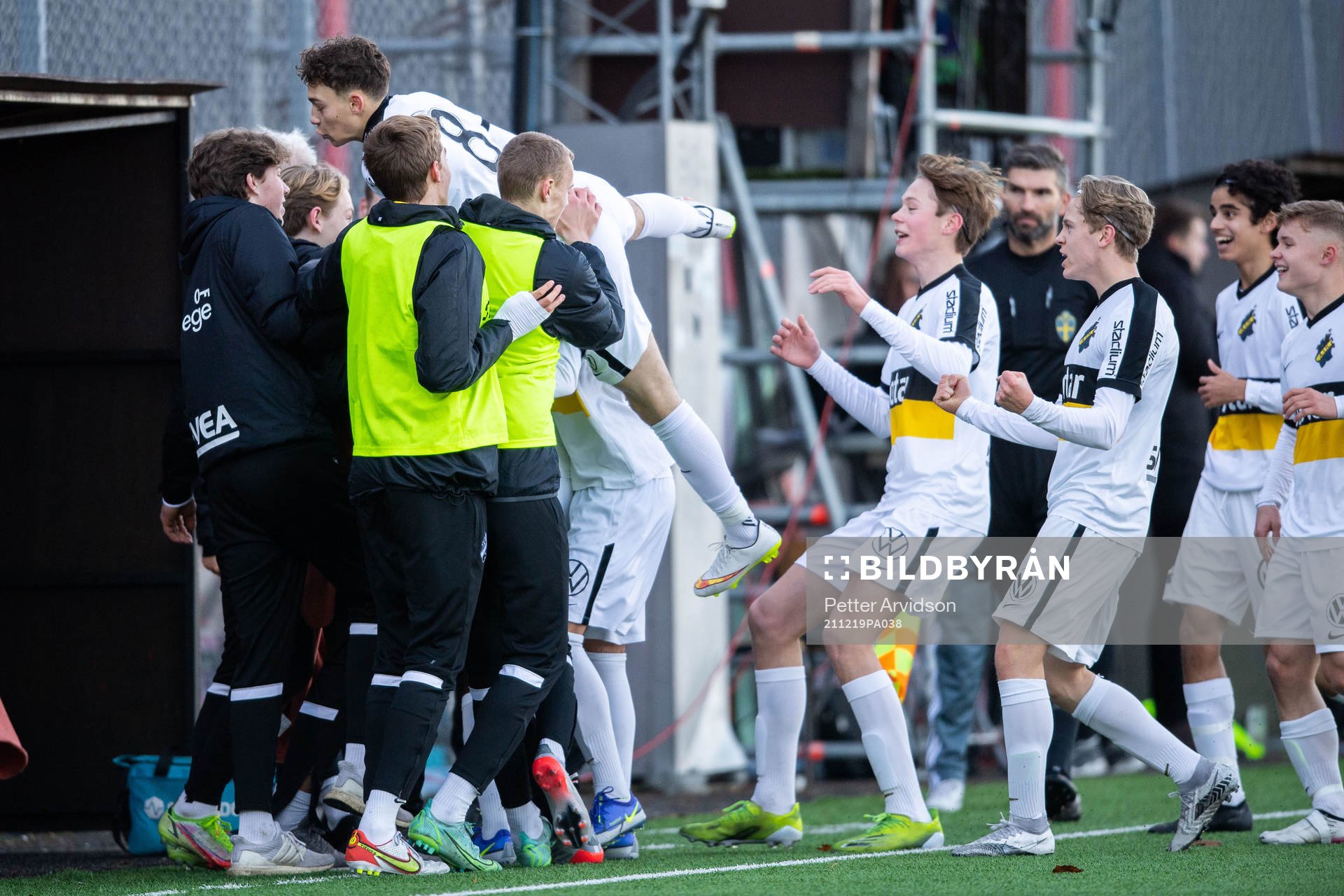 AIKs spelare jublar
