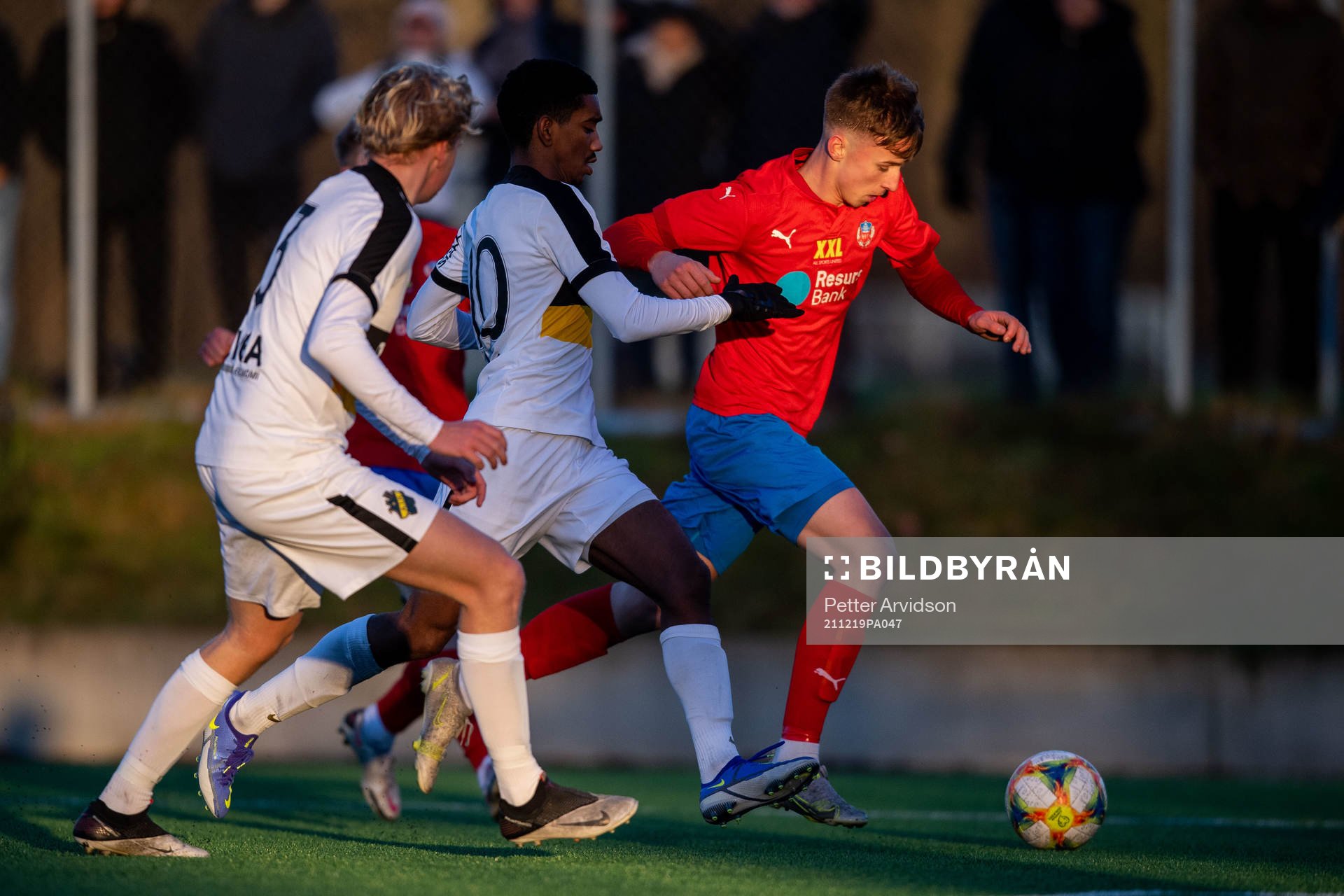 Helsingborgs Anton Nilsson och AIKs Alexander Fesshaie