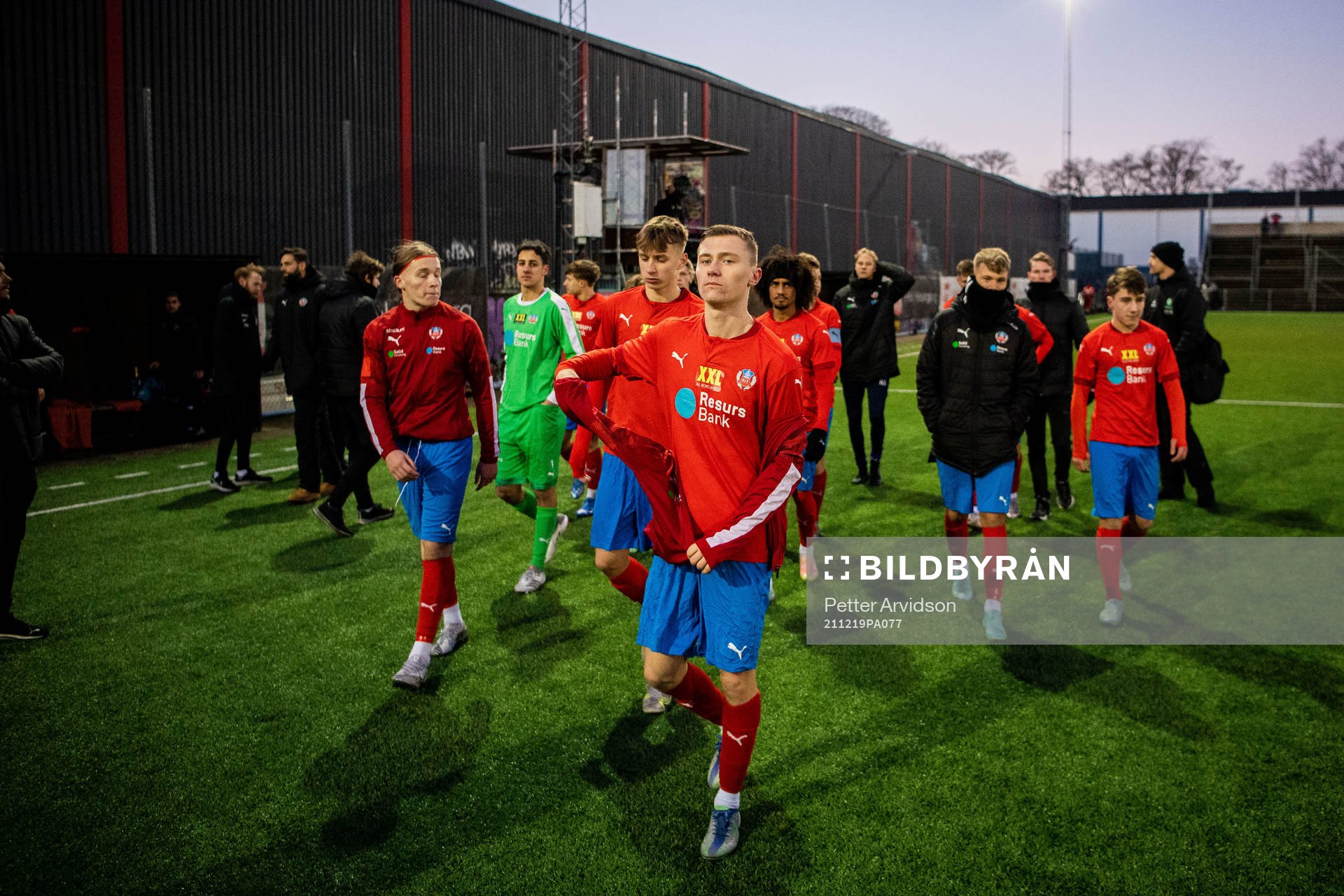 Helsingborgs Gabriel El-Youssef deppar med lagkamrater