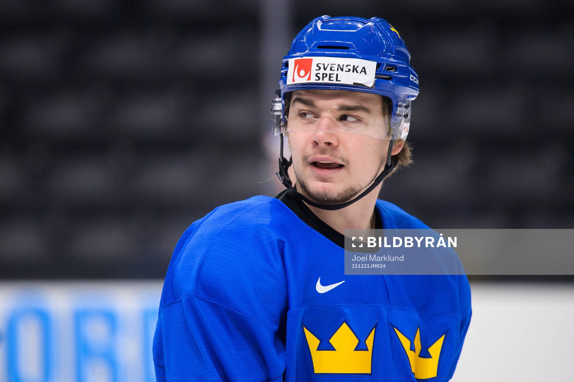 Alexander Holtz of the Swedish under-20 national ice hockey