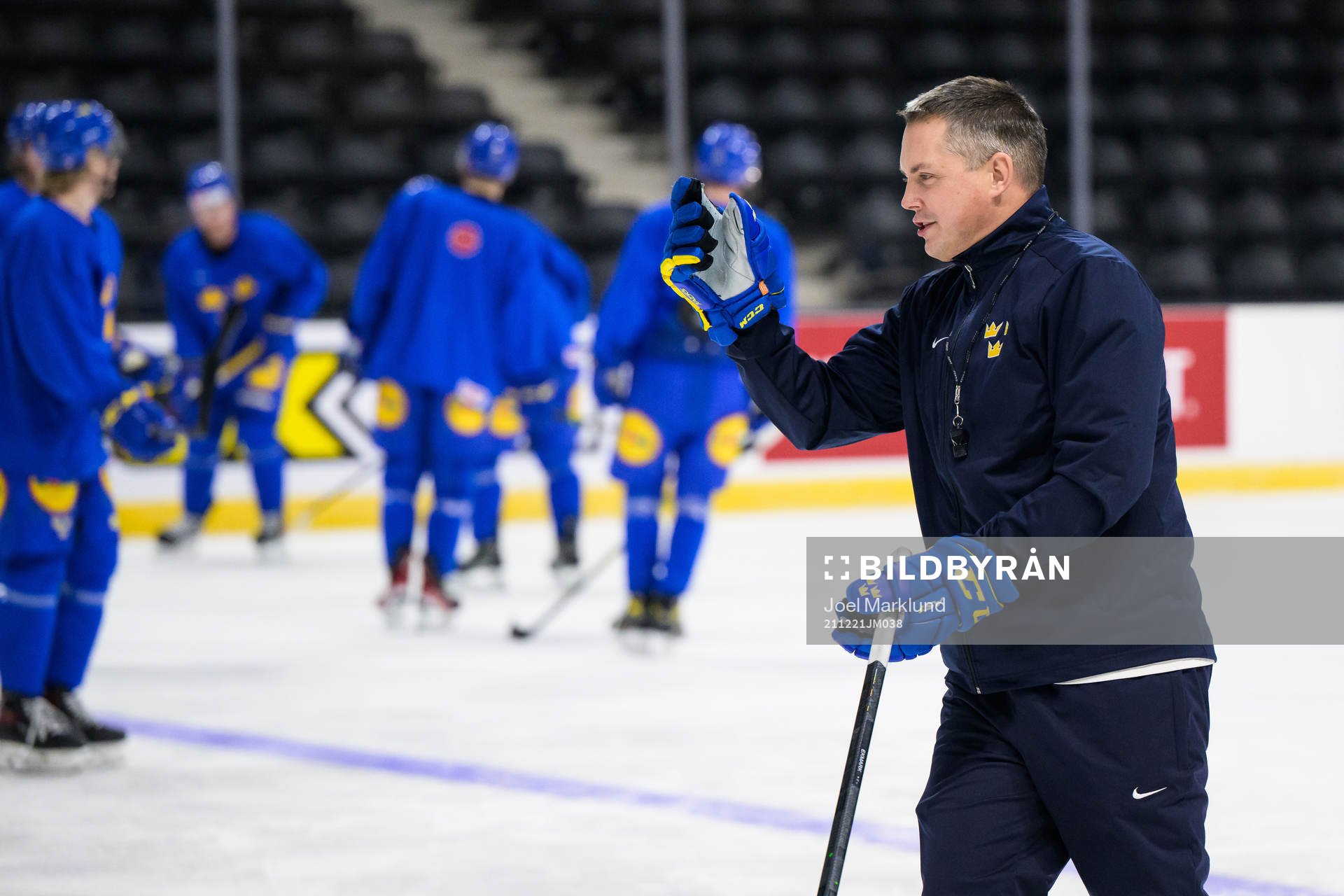 Head coach Tomas Montén of the Swedish under-20 national
