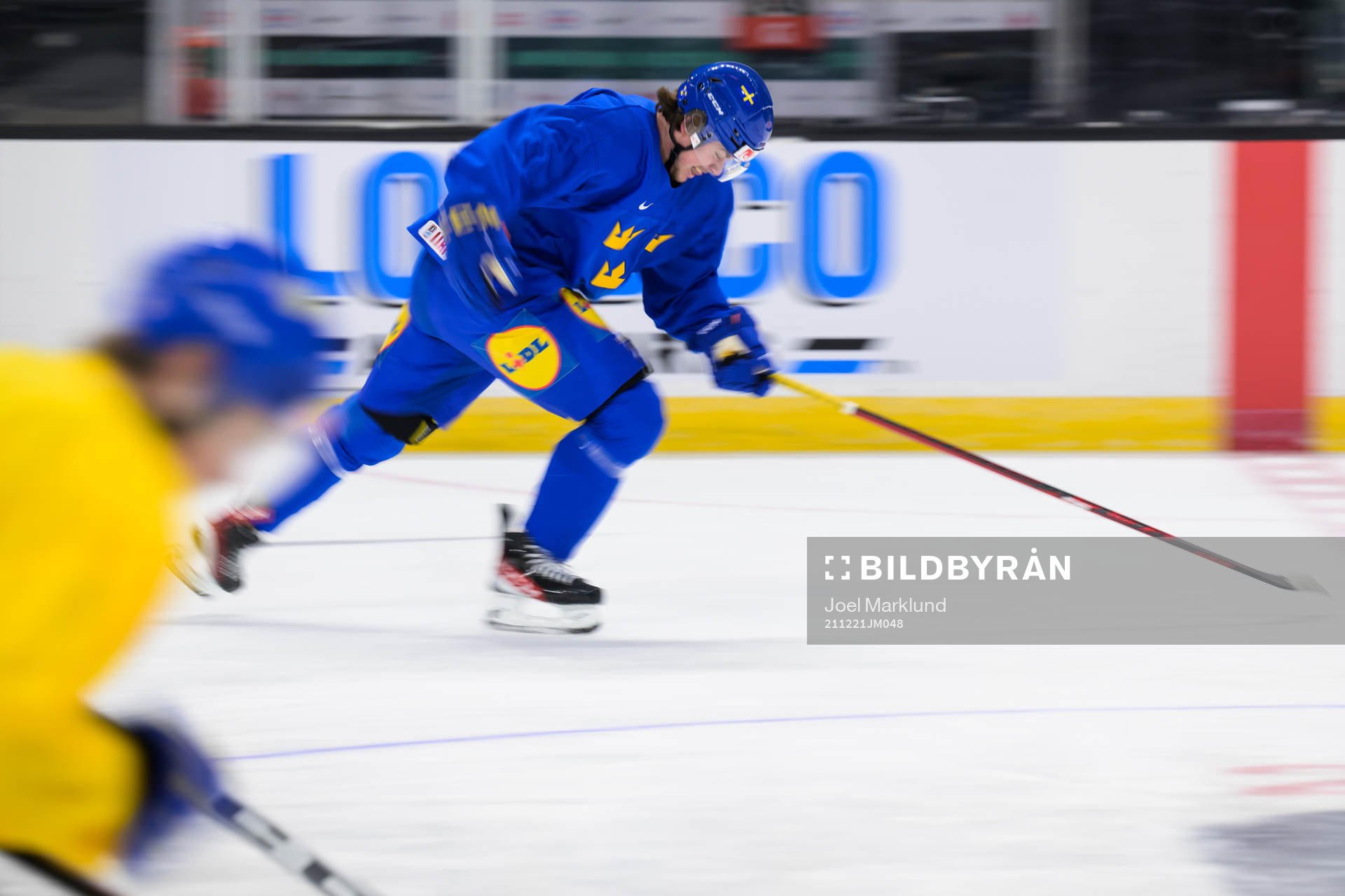 Alexander Holtz of the Swedish under-20 national ice hockey