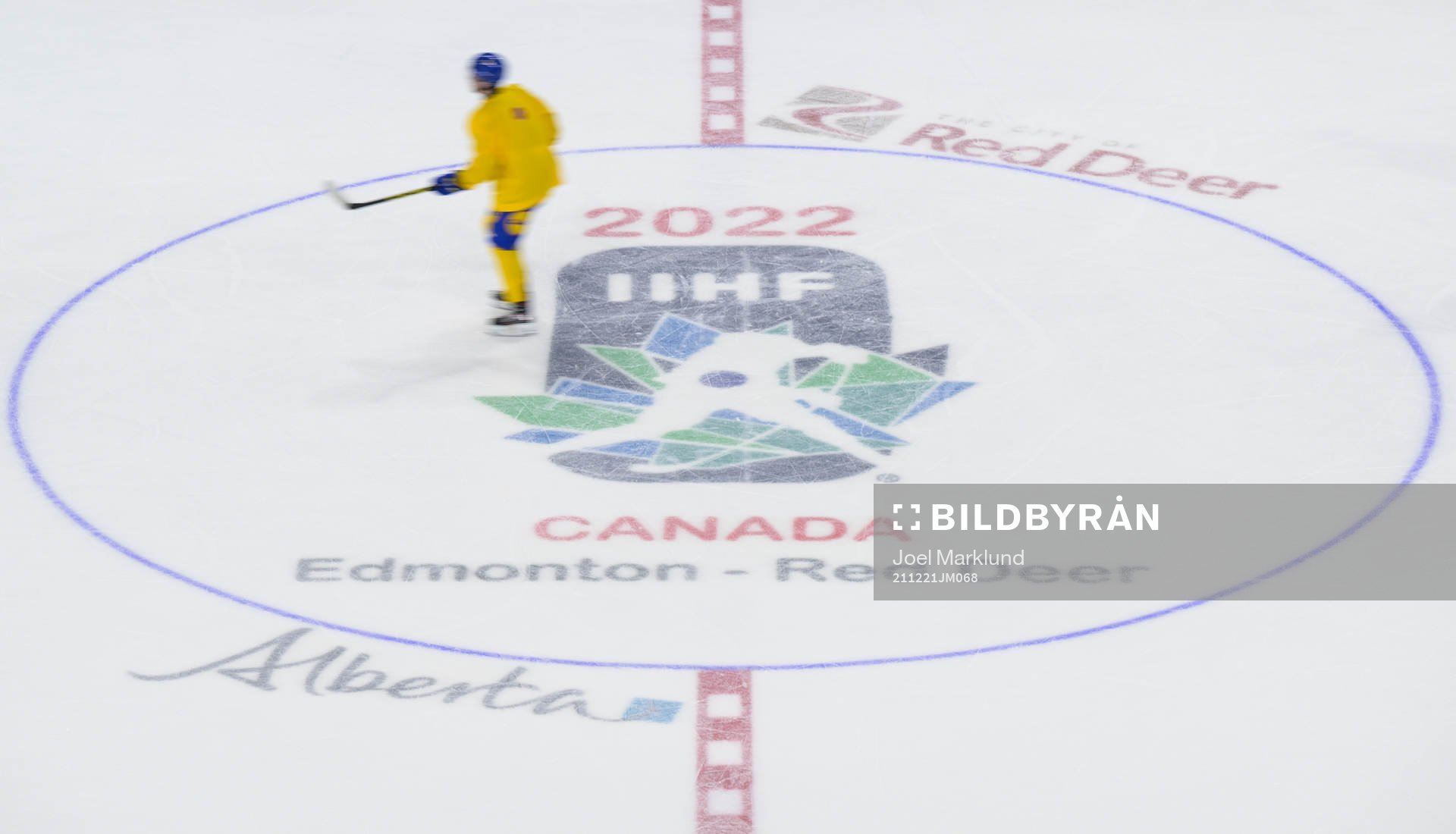 A player of the Swedish under-20 national ice hockey team