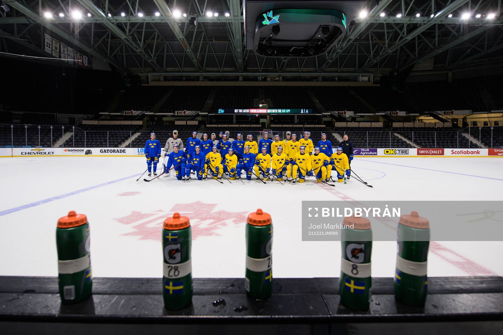 Players of the Swedish under-20 national ice hockey team
