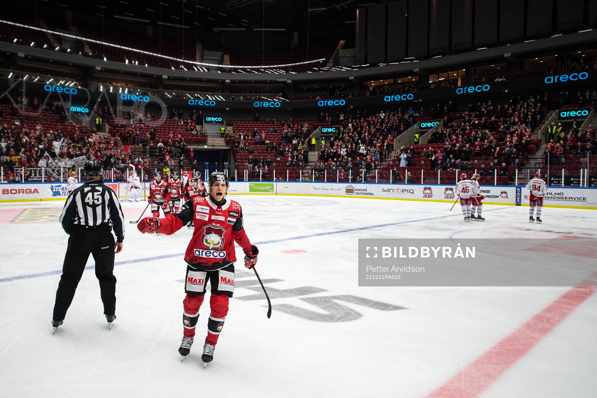 Malmö Redhawks Matias Lassen jublar