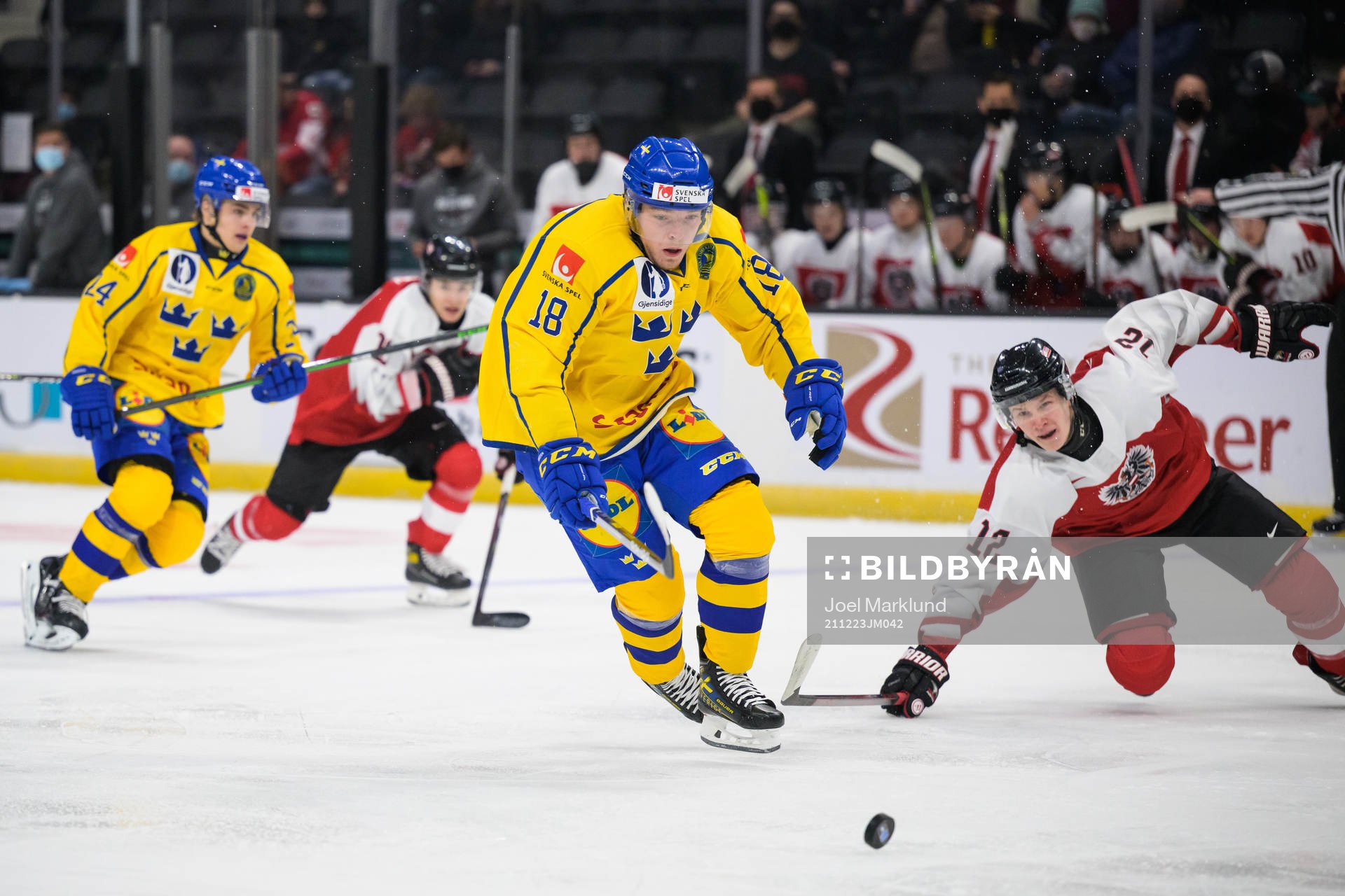 Zion Nybeck of Sweden and Tobias Sablattnig of Austria