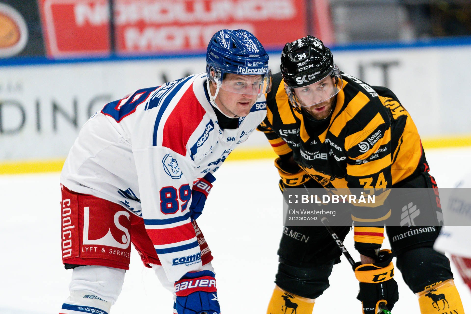 Oskarshamns Patrik Karlkvist och Skellefteås Tom Kühnhackl