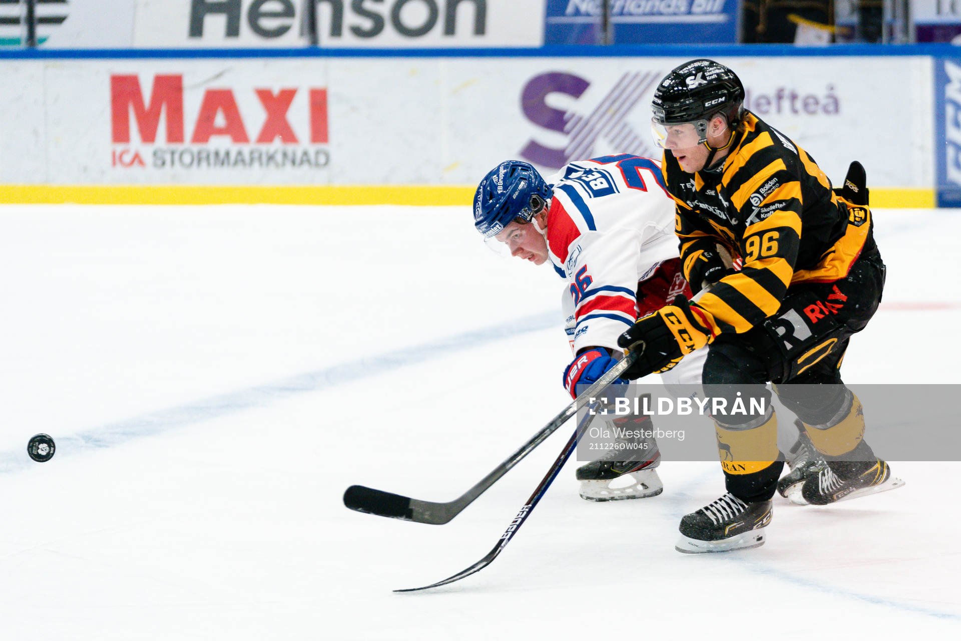 Oskarshamns Lukas Pilö och Skellefteås Rickard Hugg