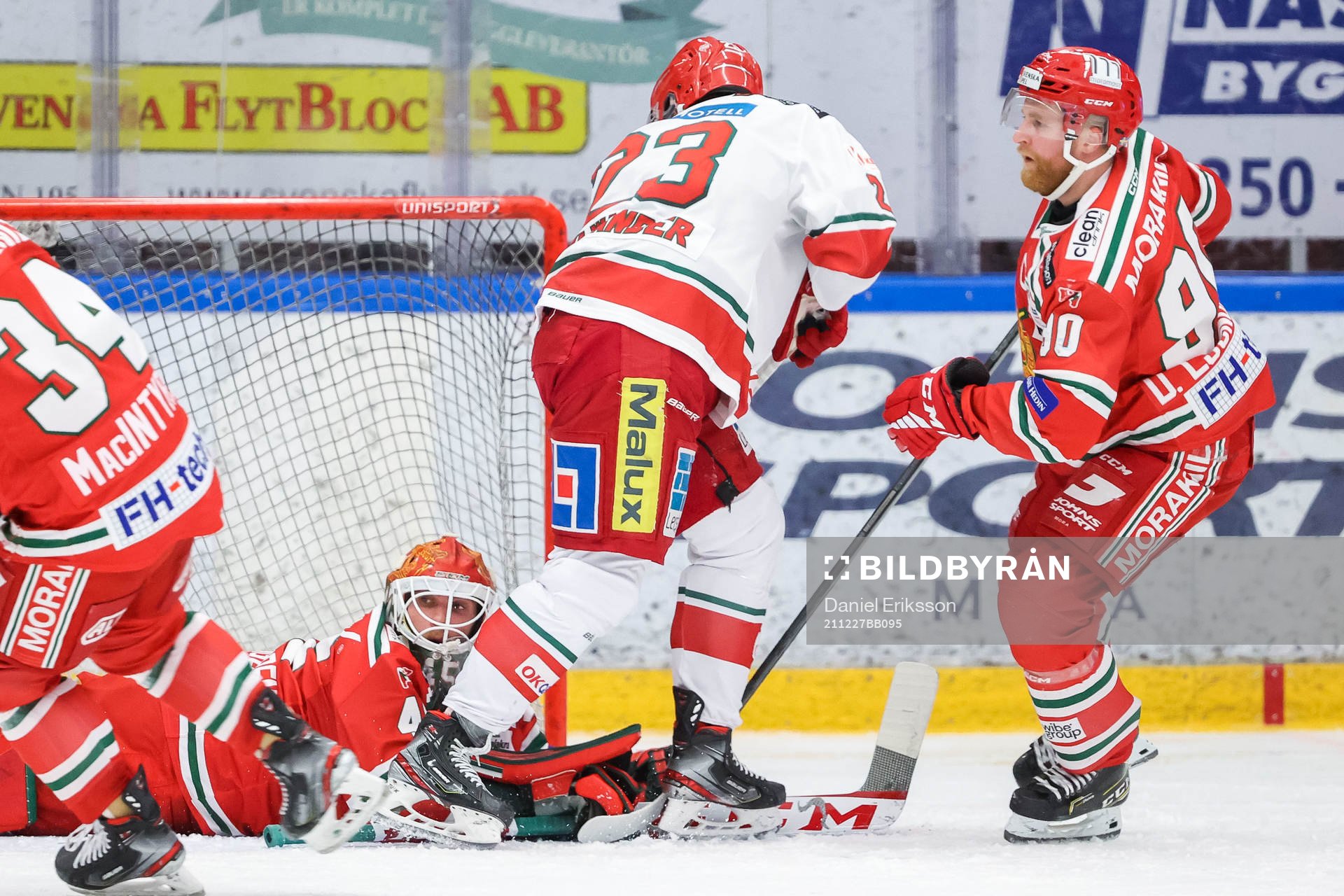 Moras Daniel Ljunggren och målvakt Andreas Ljunggren