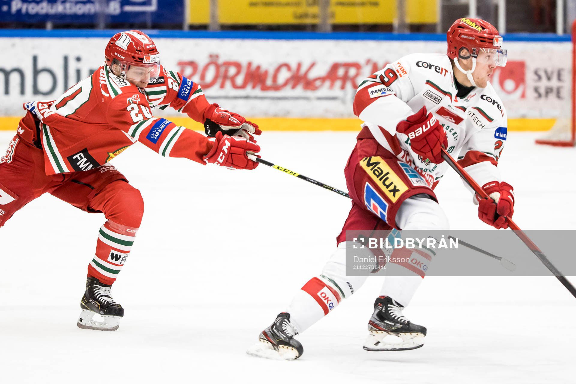 Moras Nils Thomasson och Modos Mikkel Aagaard