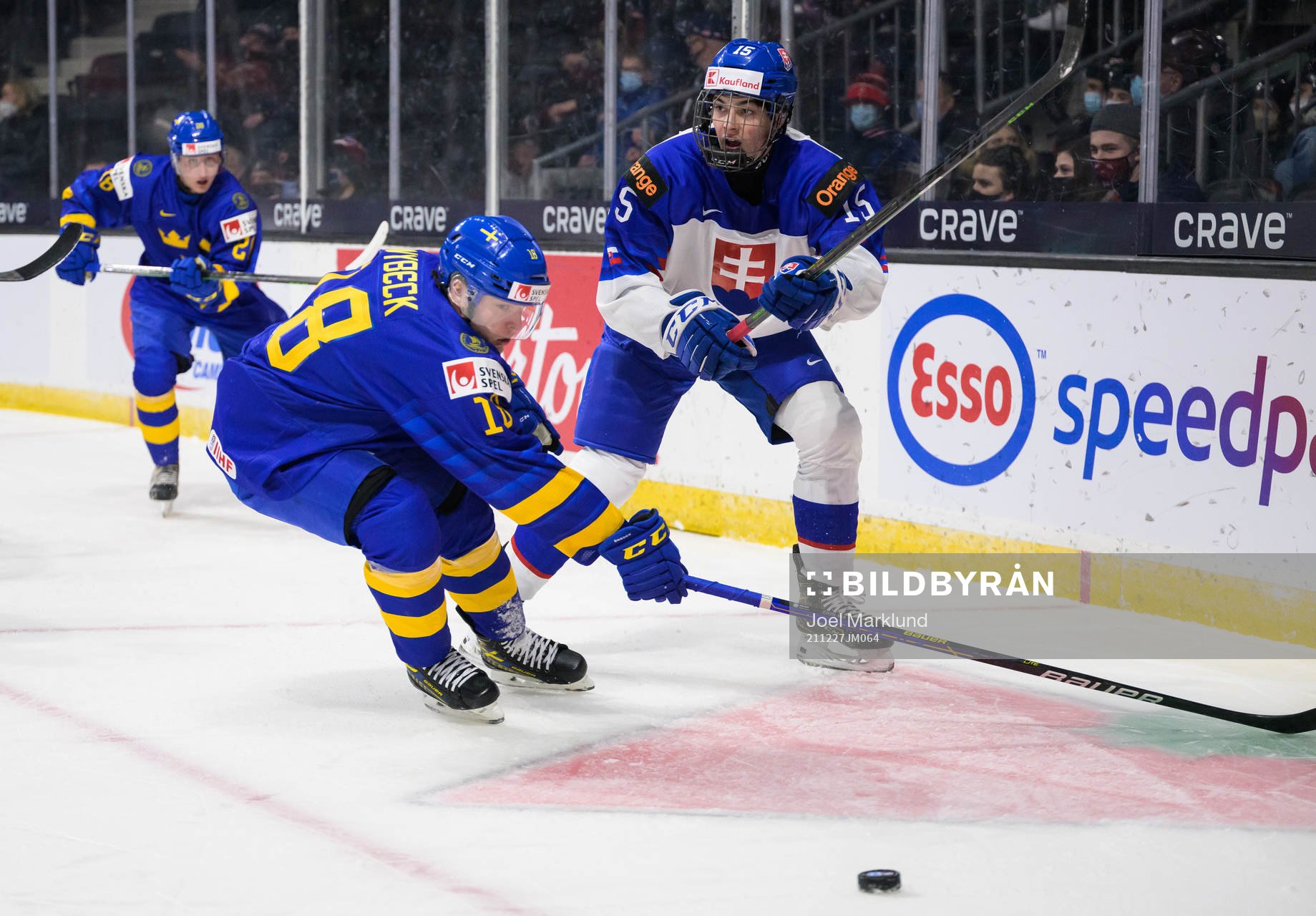 Zion Nybeck of Sweden and Dalibor Dvorsky of Slovakia