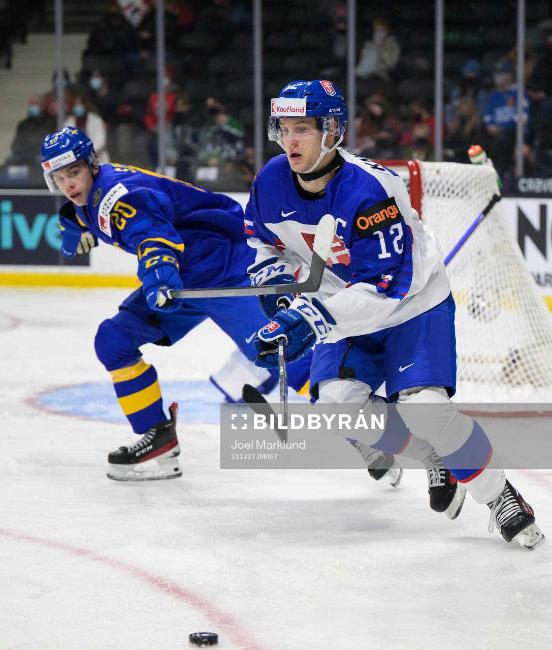 Albert Sjöberg of Sweden and Samuel Knazko of Slovakia