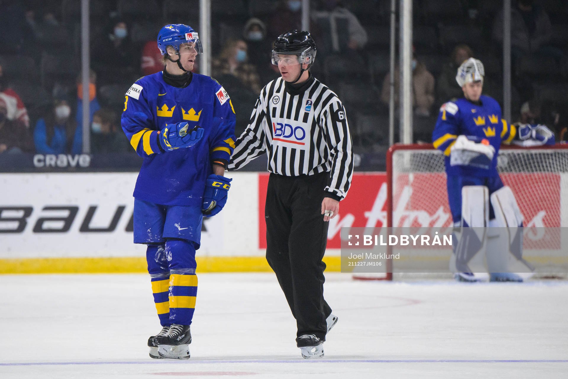 Leo Lööf of Sweden gets a game misconduct