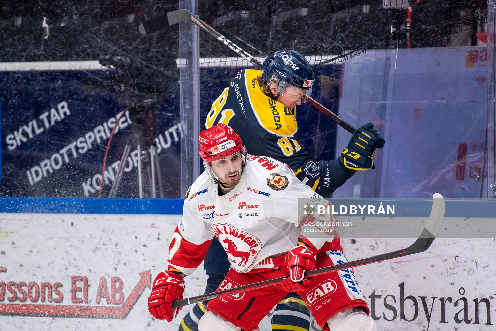 Södertäljes Emil Aronsson och Troja-Ljungbys  Kevin