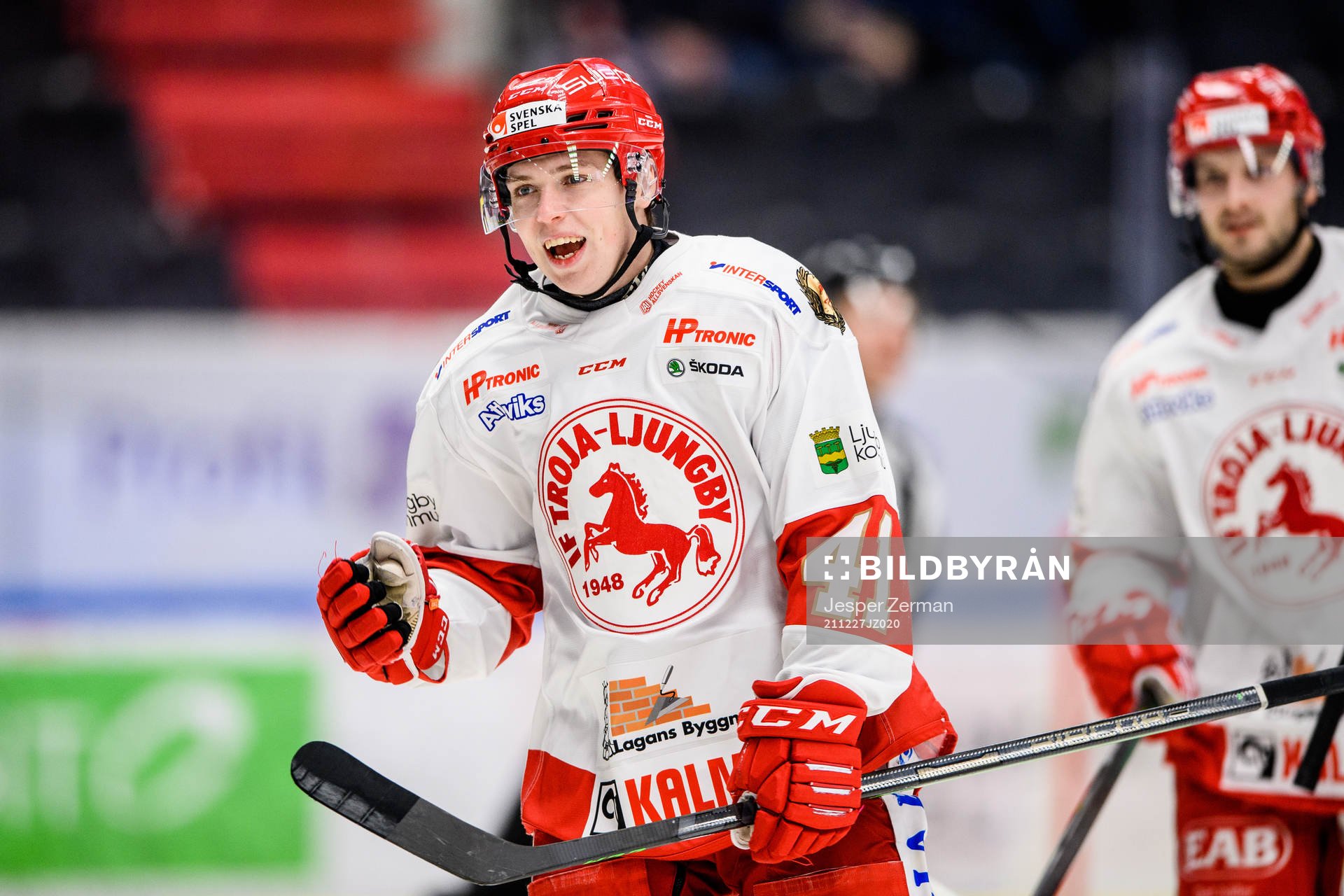 Troja-Ljungbys Victor Öhman jublar
