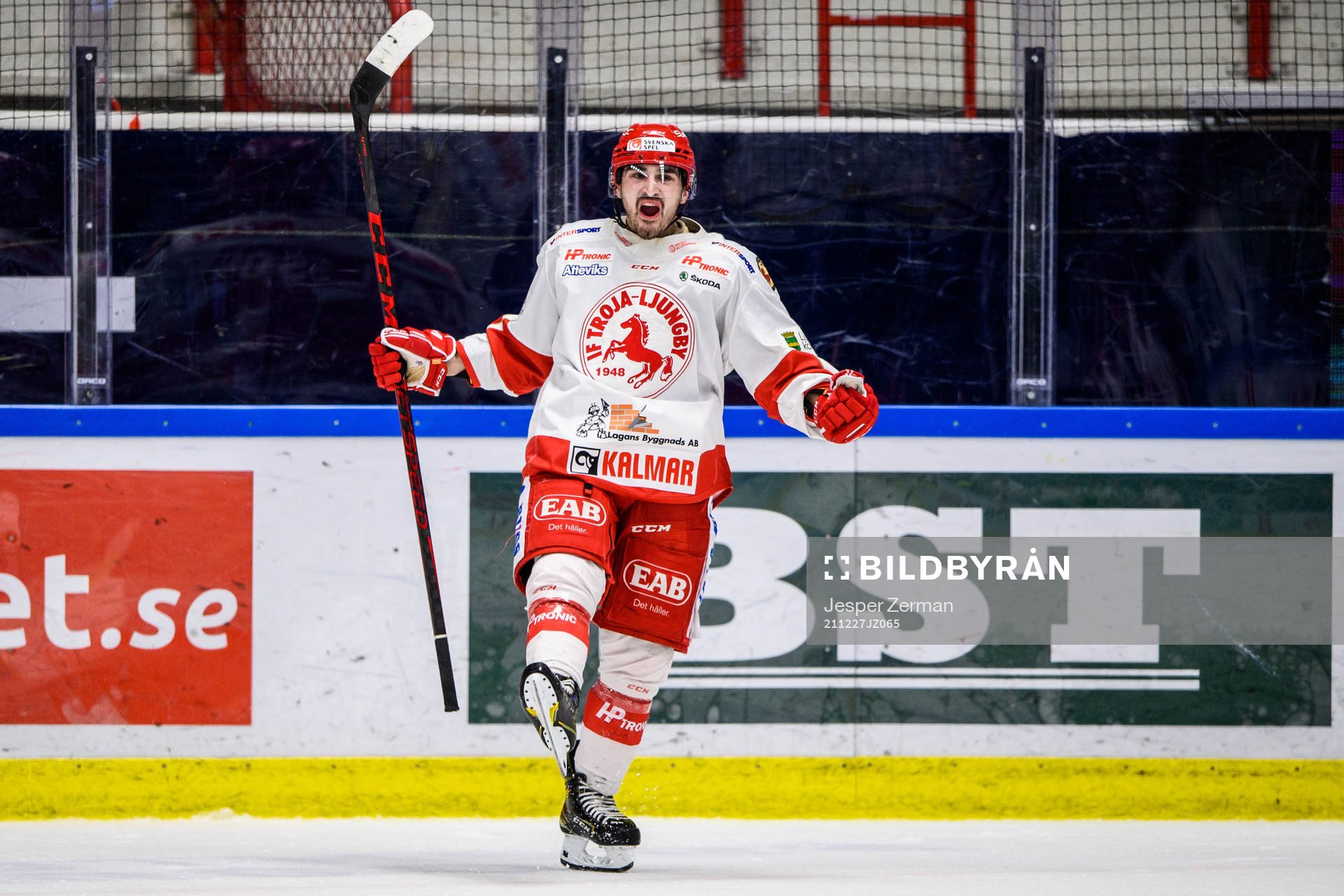 Troja-Ljungbys Kevin Karlsson jublar