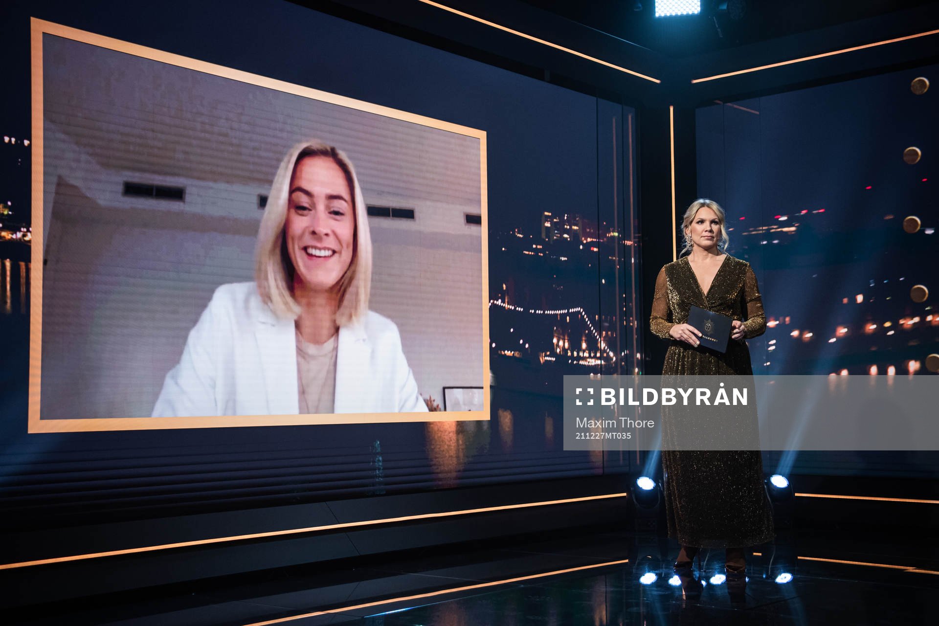 Fridolina Rolfö och programledare Anna Brolin