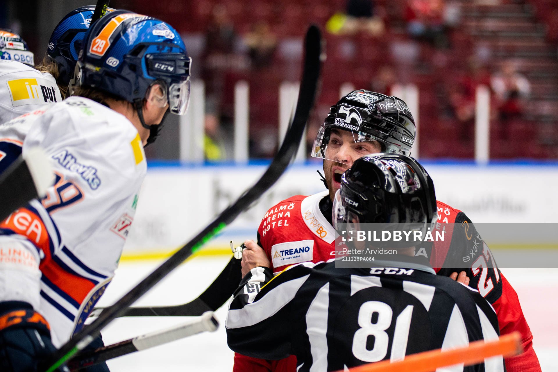 Malmö Redhawks Ponthus Westerholm reagerar mot Växjös