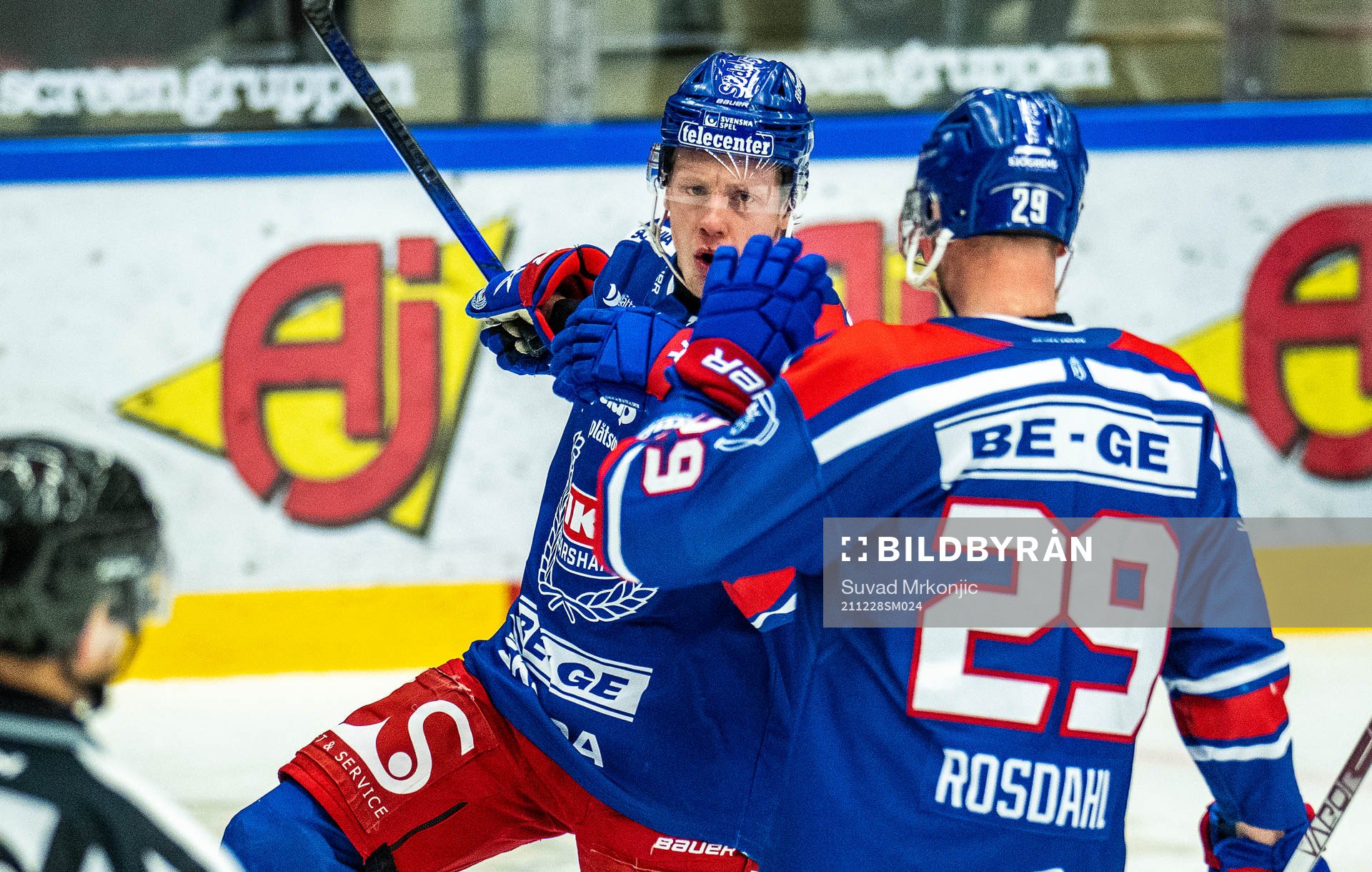 Oskarshamns Fredrik Olofsson jublar