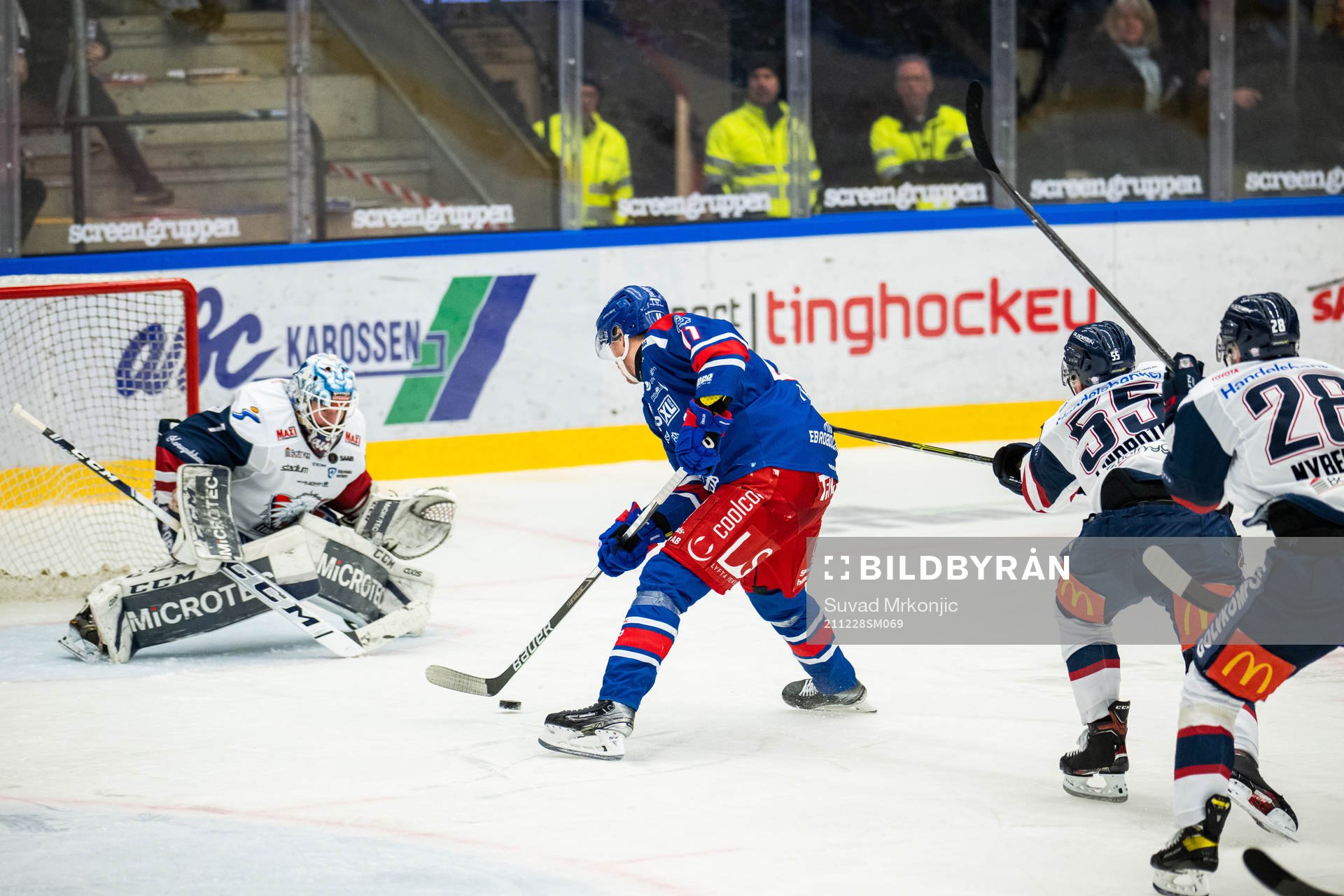 Linköpings målvakt David Rautio och Oskarshamns Joakim