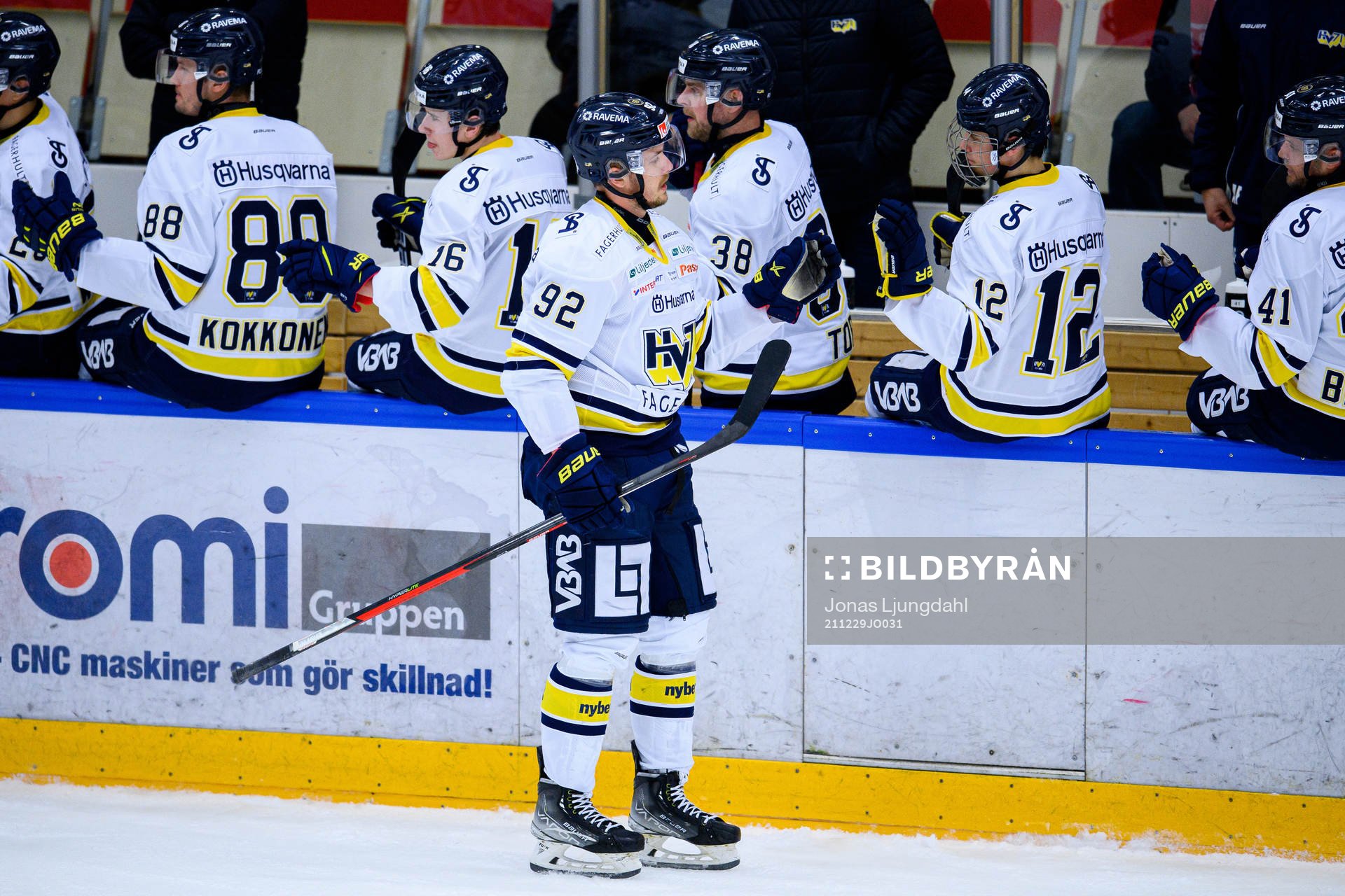 s Pontus Netterberg jublar