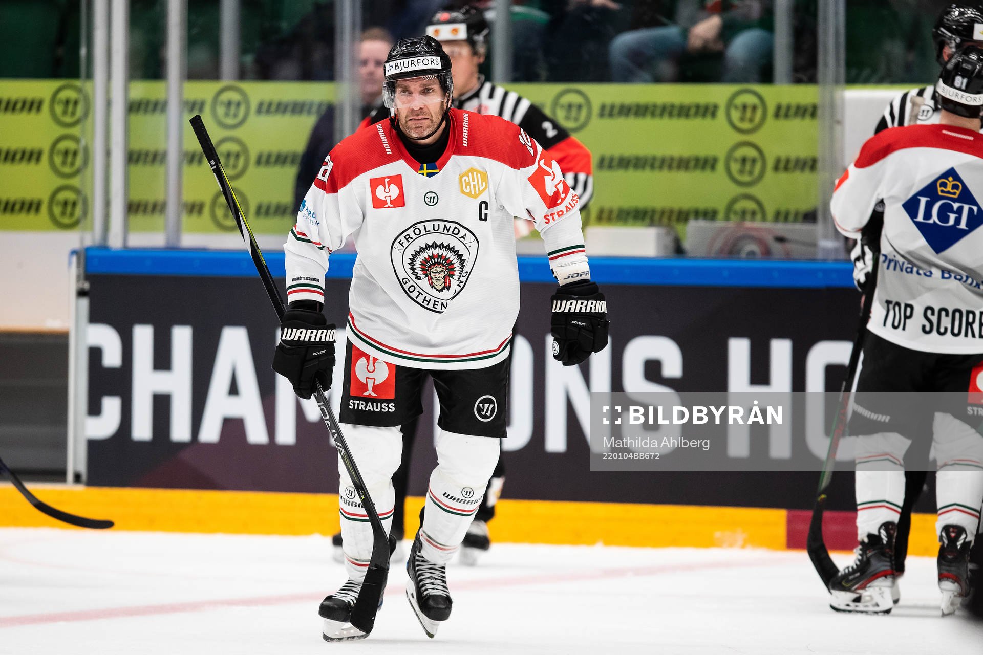 Joel Lundqvist of Frölunda looks dejected