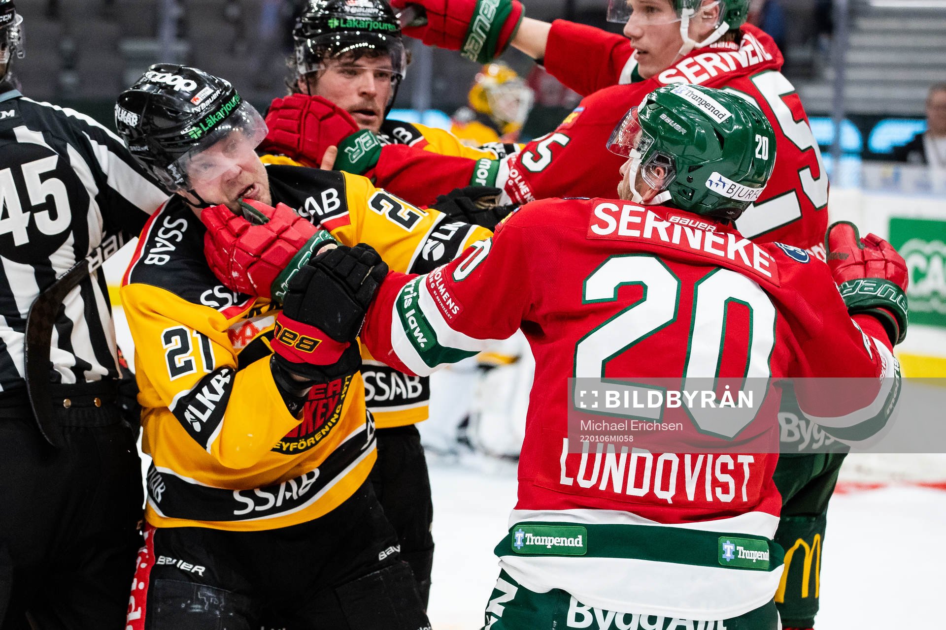 Frölundas Joel Lundqvist och Luleås Juhani Tyrväinen