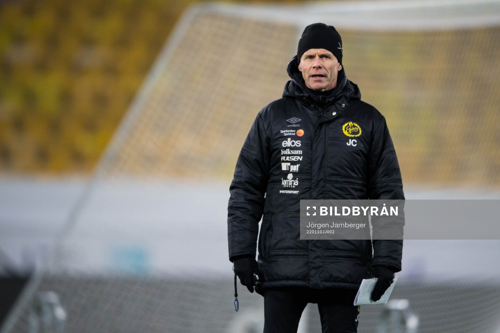 Tränare Joakim Carlsson under en träning med Elfsborg den 10 januari 2022 i Borås. 