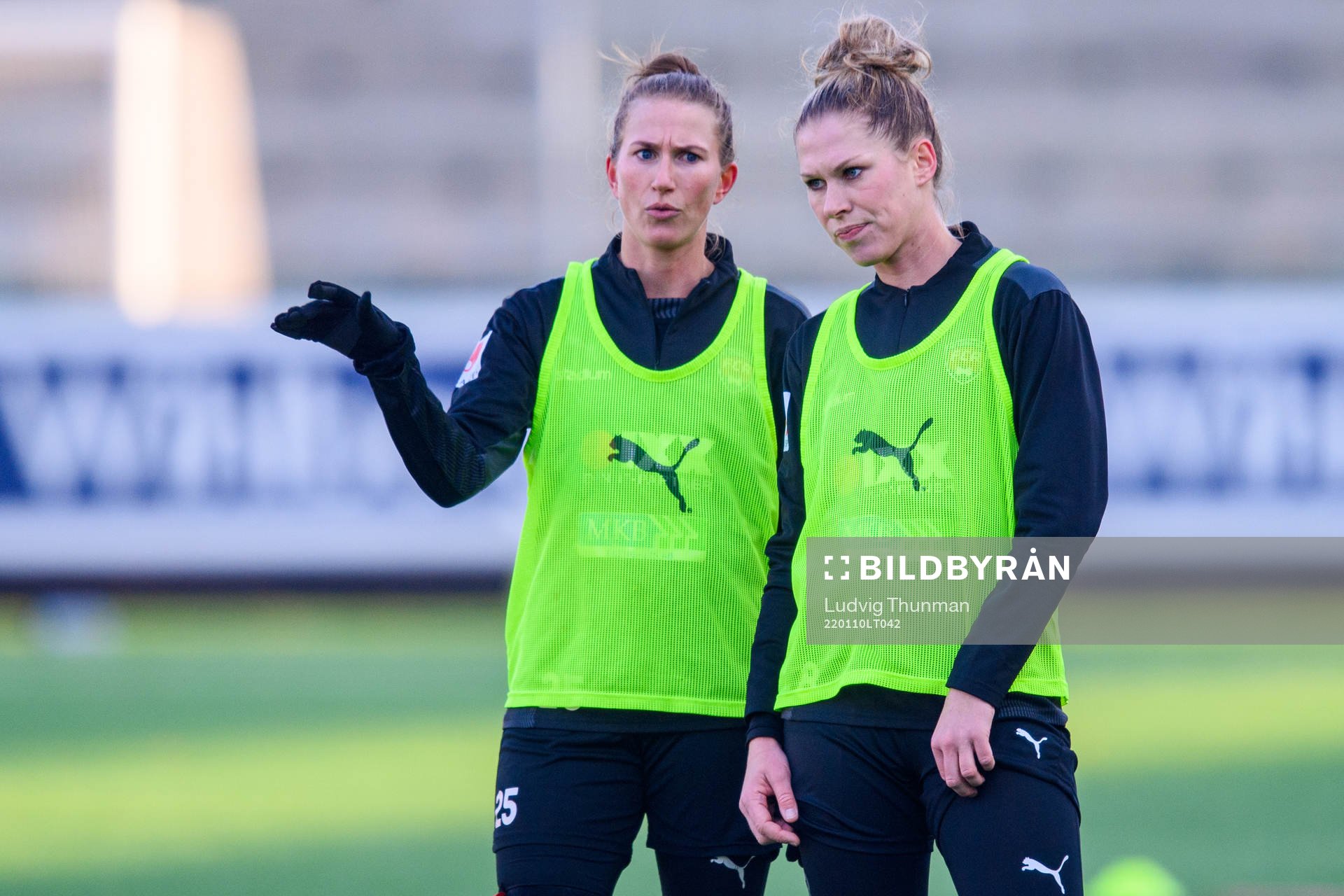 Emma Berglund och Rebecca Knaak