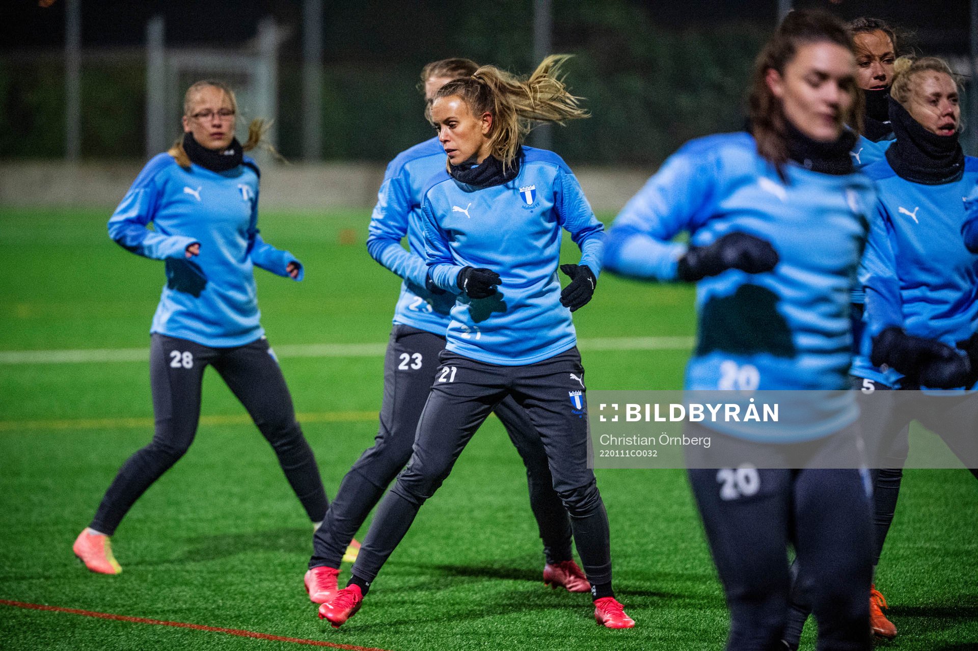 Malmö FFs Elin Björklund med lagkamraterna