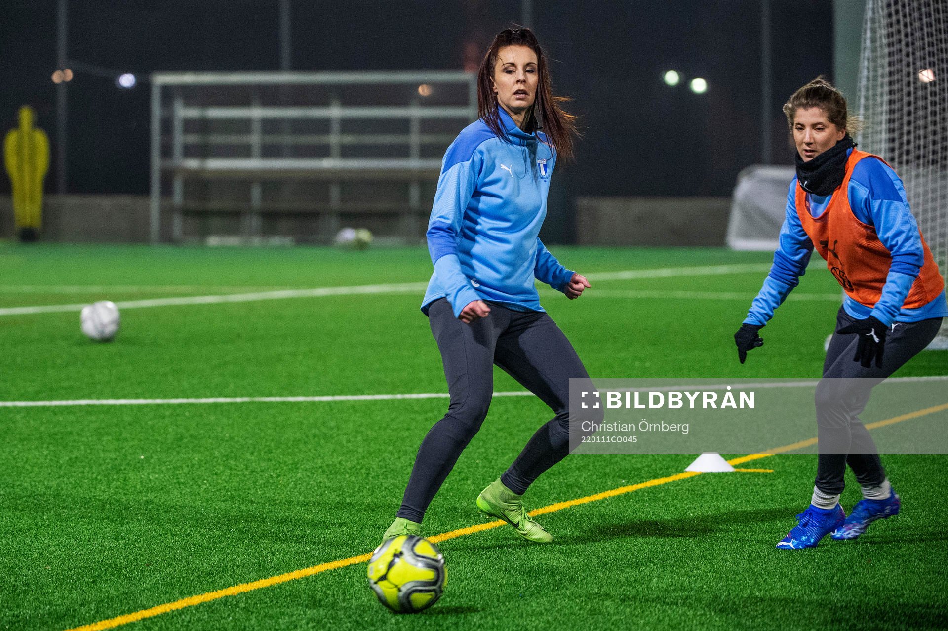 Malmö FFs Malin Gunnarsson mot Lovisa Wifvesson
